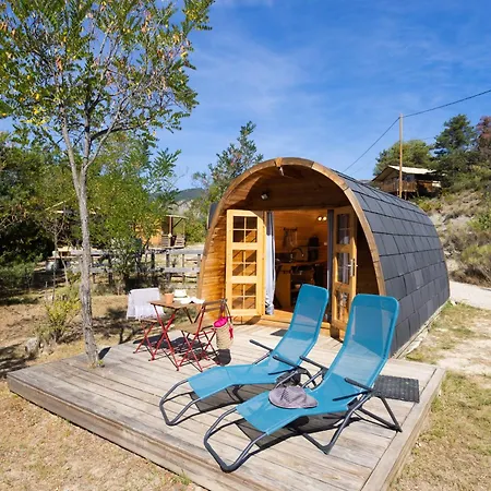 Camping Les Hauts De Rosans Exterior photo