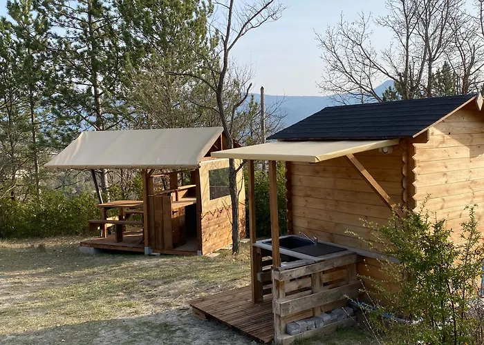 Camping Les Hauts De Rosans